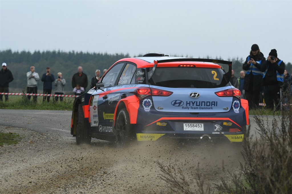 Hyundai-teamet lagde stærkt ud straks fra starten og viste konkurrenterne baghjul både før og efter de to snurreture.
(Foto: specialpress@gmail.com)